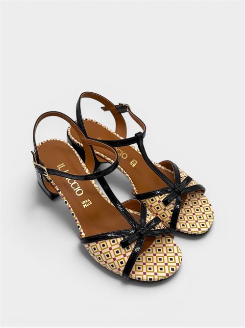 Sandalo con tacco in vernice nera e motivo geometrico IL LACCIO | 764015NAPLACKBLACK